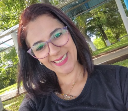 Luciane Antunes